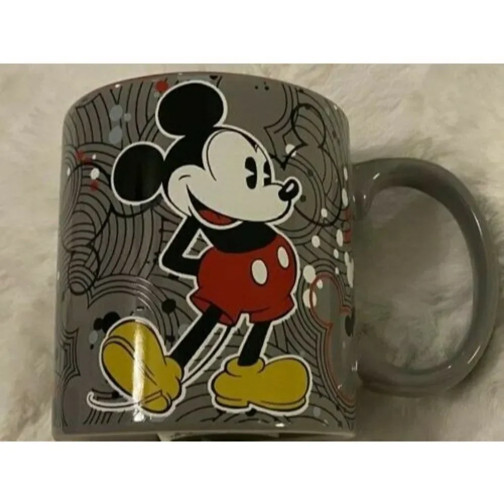 NEW 20 oz Disney Authentic MICKEY MOUSE Large Mug‎